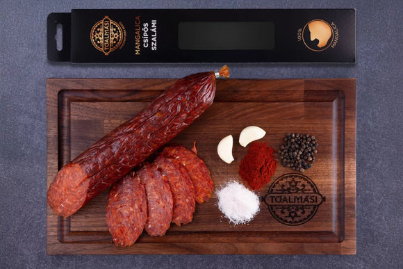 Tóalmási CSÍPŐS kézműves Mangalica szalámi (500g)/ Tóalmás stark Mangalica salami (500g)
